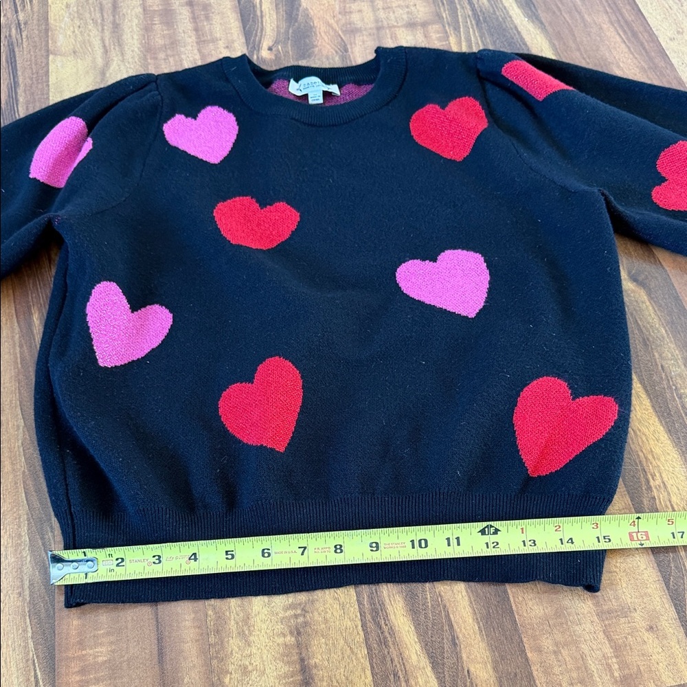 Heart Patterned Black Sweater - Picture 6 of 14